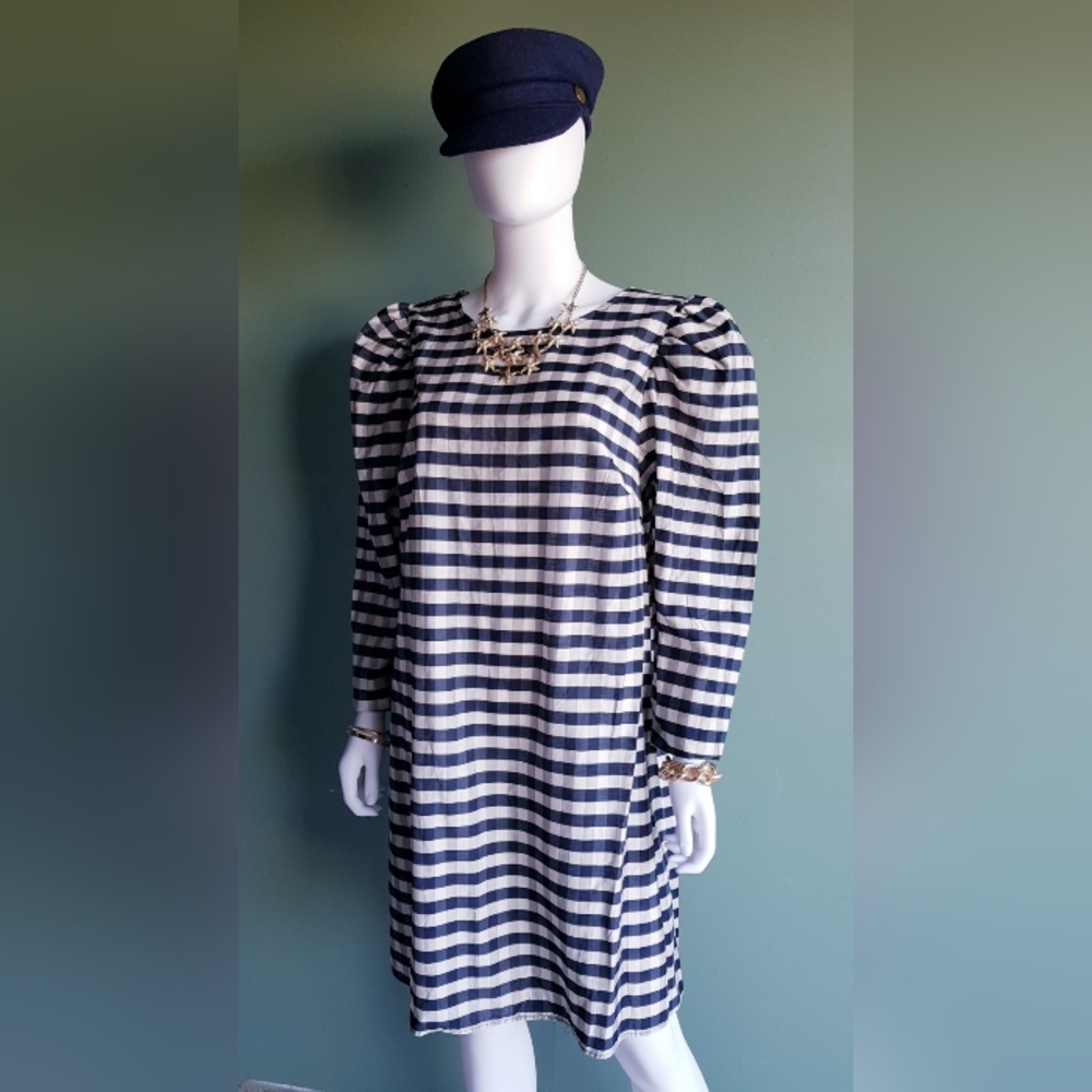 H&M Unique Puffy Sleeves Dress ✨
